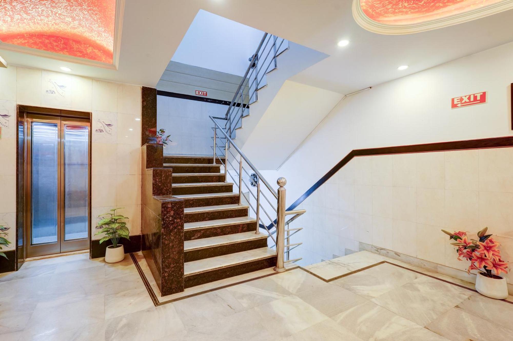 The Hindustan International - Traveller'S Choice Award 2025 Best Of Best Winning Hotel Нью-Делі Екстер'єр фото